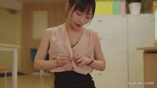 专注 · 办公室 · 文件柜 · 站姿 · 半身特写 · 黑色包臀裙 · 职场诱惑 · 解扣子