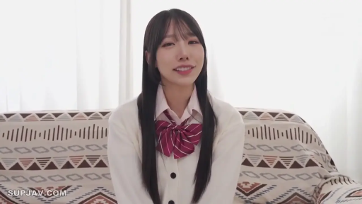 ソファ · 座り姿勢 · 会話 · 半身特写 · 校服制服 · 愉快 · 黑长直