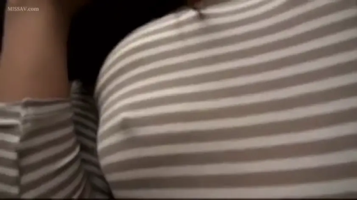 室内 · 胸部 · 侧卧 · 静态展示 · 激凸 · 条纹长袖