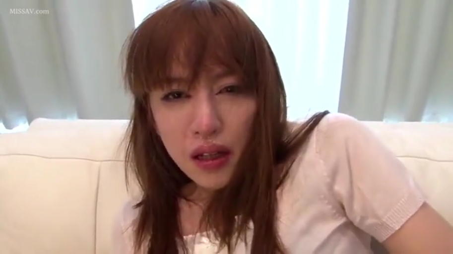 性交 · 中景 · 站姿 · 后入 · 厨房 · 欢愉 · 橱柜 · 红色上衣
