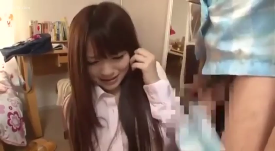 面部 · 臥室 · 口交 · 跪姿 · 襯衫 · 有码 · 書架 · 害羞