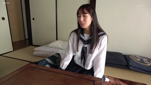 跪坐 · 和室 · 全景 · 微笑 · 榻榻米 · 交流 · 水手服 · 访谈