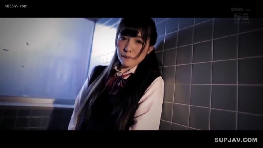 Melancholy · 面部特写 · JK Uniform · 注视镜头 · 洗手间 · 长发 · Stand against the wall