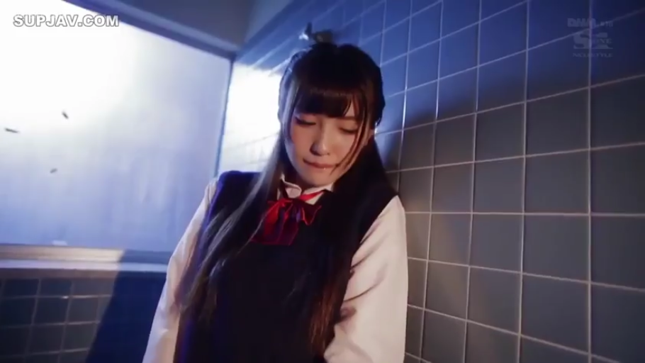 浴室 · 半身 · 靠墙 · JK制服