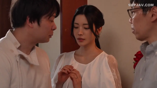 室内 · 委屈 · メガネ · 站立 · 半身 · 白いレースの上衣 · プロット · 三人对话