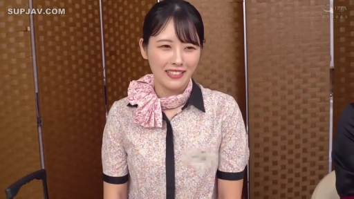 室内 · 坐姿 · 上半身 · 职业制服