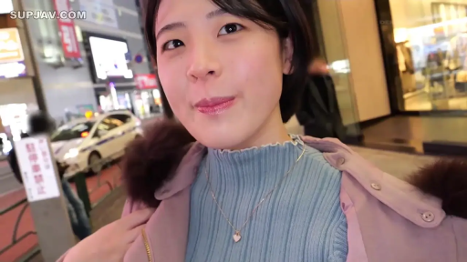 坐姿 · 胸部 · 校服 · 房间 · 制服诱惑 · 哭泣 · 袭胸