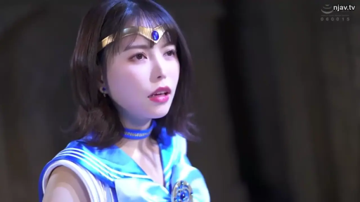 室内 · 脸部特写 · 水手服