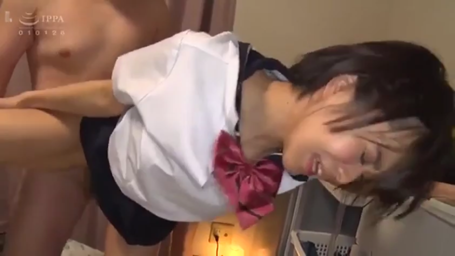 性交 · 面部 · 卧室 · 后入式 · 张口 · 水手服 · 蝴蝶结 · 校园风