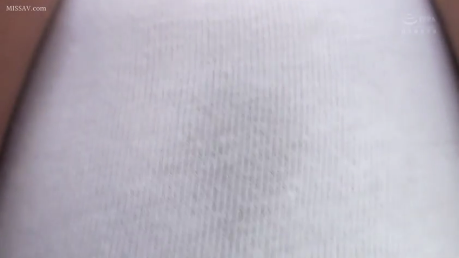 室内 · 無表情 · 无道具 · 无行为 · 微距 · 白色织物 · 材质特写 · 无姿势