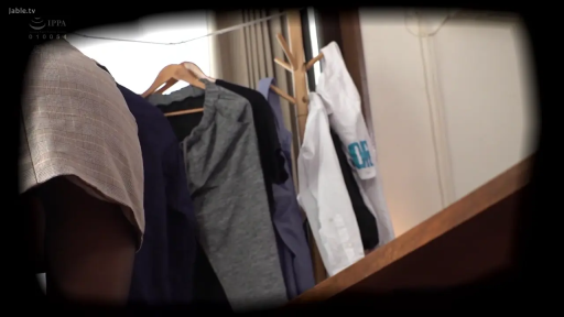 室內 · 便服 · 偷拍視角 · 挂衣架 · 衣架 · 靜態 · 偷窥