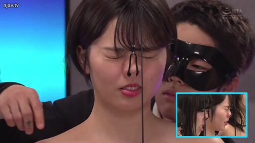 脸部特写 · 站立 · 裸体 · 摄影棚