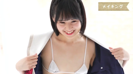 室内 · 比基尼 · 站立 · 微笑 · 上半身 · 展示内衣 · 少女