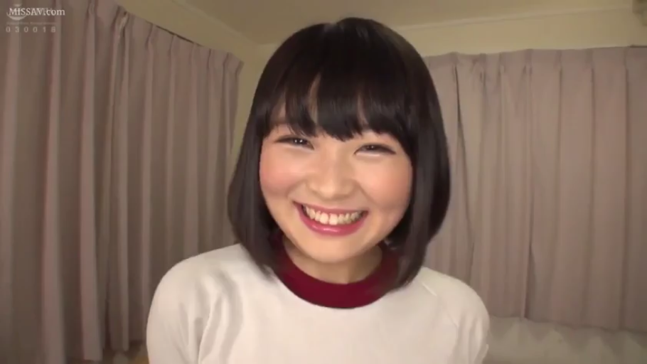 室內 · 臉部特寫 · 體操服 · 正对镜头