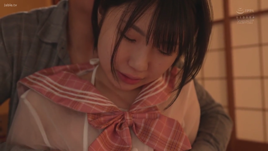 和室 · 面部特写 · 透明衬衫 · 背后抱