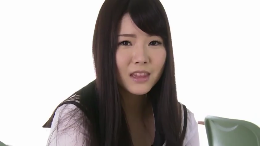 Sitting Posture · Classroom · Grievance · Close-up of the face · Gaze · 椅子 · Sailor suit · 黑长直