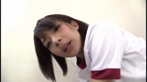 室内 · 单人 · 俯身 · 脸部 · 迷离 · 注视 · 体操服