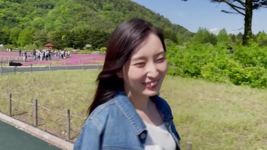 半身 · 屋外 · 牛仔外套