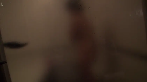 全裸 · 浴室 · 站立 · 洗澡 · 模糊 · 剪影 · 磨砂玻璃
