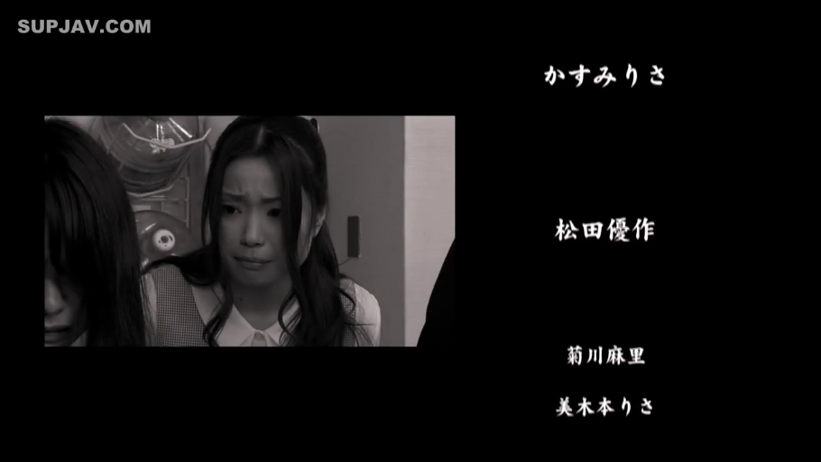 阴部 · 指插 · 全裸 · 浴缸 · 马赛克 · 陶醉 · 张腿 · 花洒