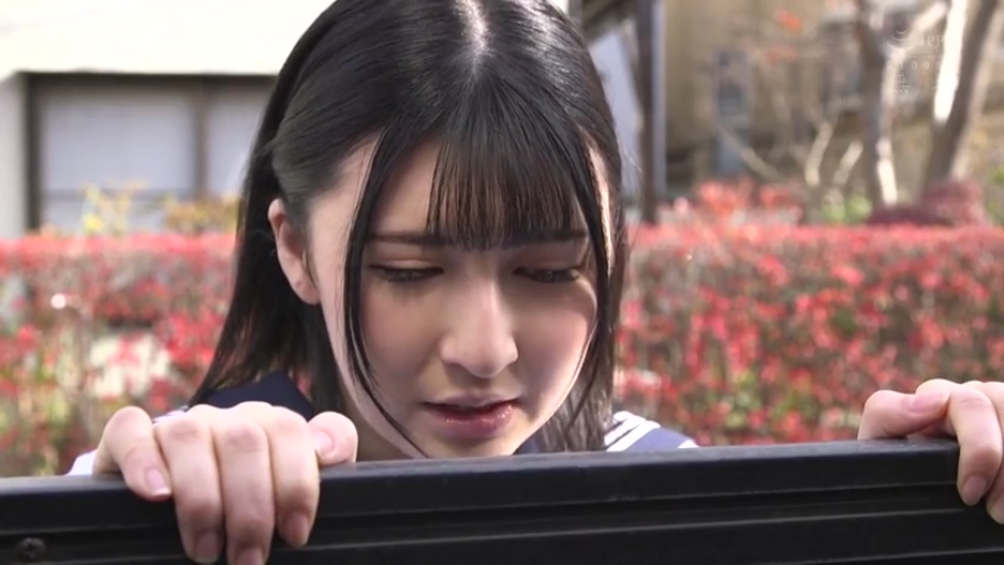 站立 · 全景 · 自然 · 多人 · 日常便服 · 户外院子 · 烧烤 · 食材