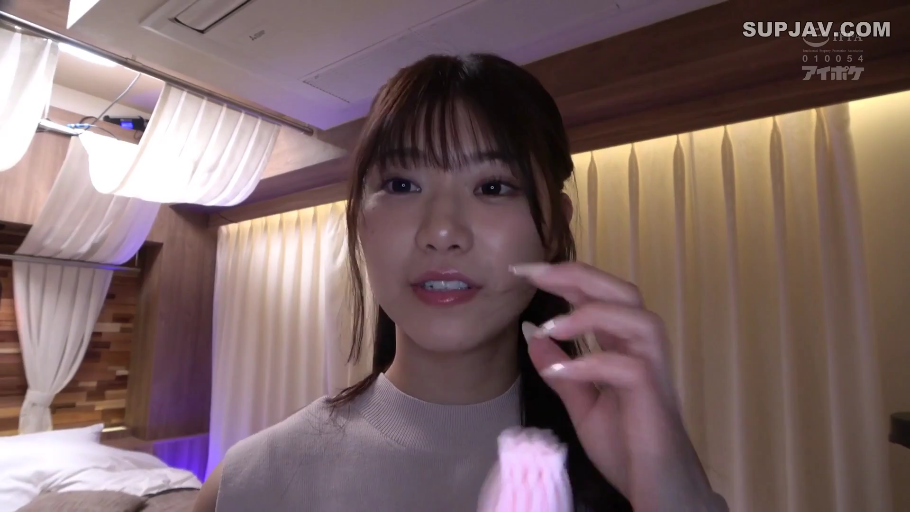 室内 · 投入 · 俯身 · 全裸 · 口交 · 马赛克 · 阴茎 · 器官特写