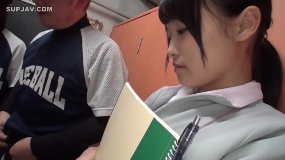 全裸 · 榻榻米 · 臀部特写 · 寝具 · 性交行为 · 无面部表情 · 骑乘姿势