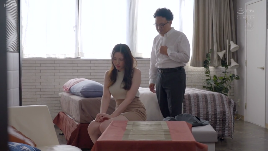 坐姿 · 忧郁 · 卧室 · 全景 · 床 · 对话 · 无袖上衣与短裙