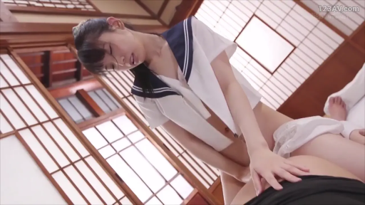 和室 · 性行為 · 平静 · 跨がけ · 水手服 · 制服诱惑 · 腰