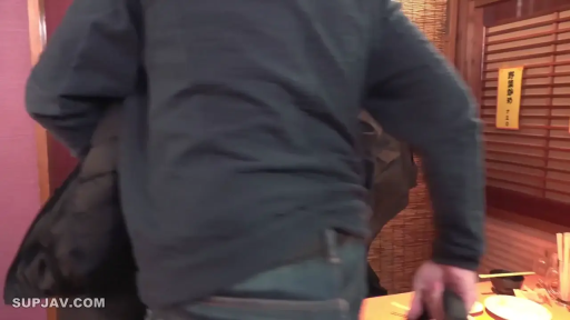 站姿 · 惊恐 · 剧情 · 居酒屋 · 数钱 · 红色上衣 · 餐盘