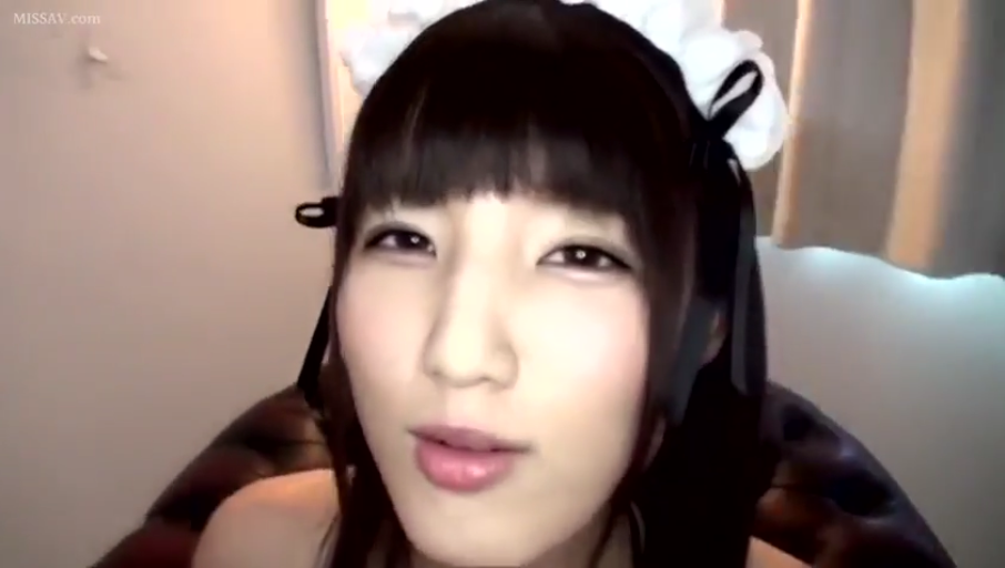 室内 · 脸部特写 · 诱惑 · 女仆装 · 凝视 · 亚洲女性 · 发箍 · 正对镜头