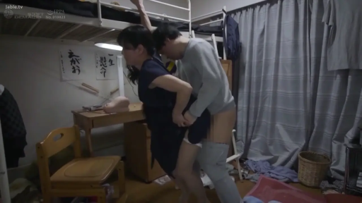 性交 · 迷离 · 全景 · 日本AV · 站立后入 · 连身裙 · 学生宿舍 · 高低床