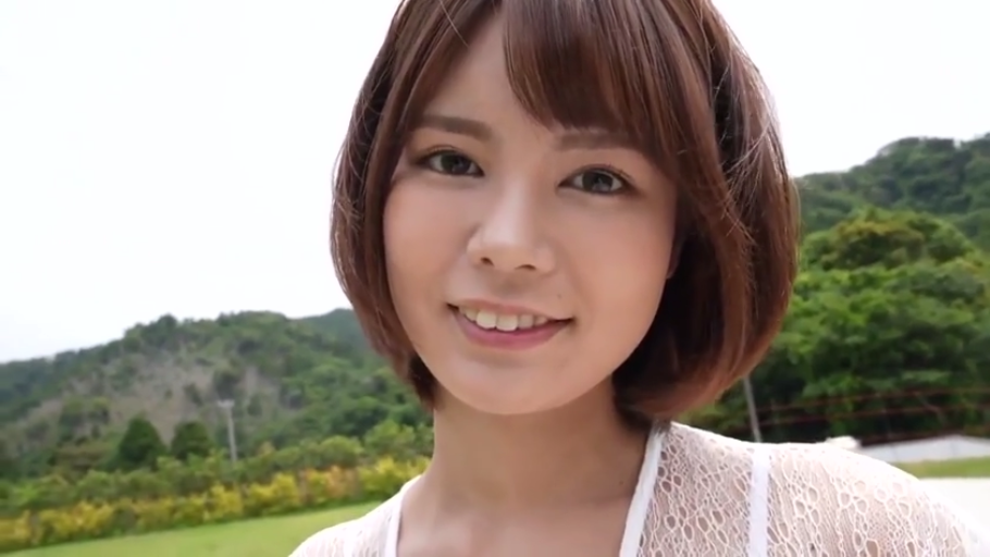 室内 · 全景 · 微笑 · 客厅 · 跪姿 · 瑜伽垫 · 教学 · 瑜伽服