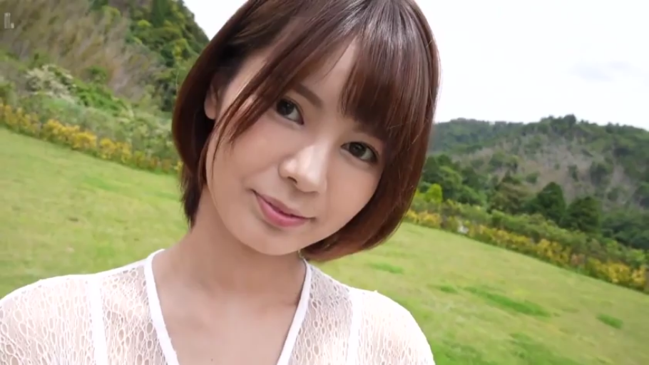 露乳 · 胸部特写 · 迷离 · 性行为 · 枕头 · 床上 · 平躺 · 樱桃图案睡衣