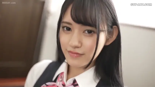 室内 · 脸部 · 微笑 · 注视 · JK制服 · 正面 · 黑直长