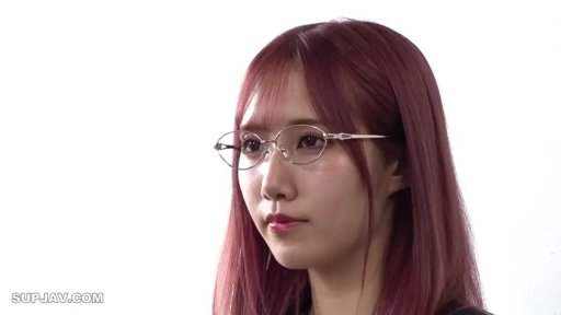 室内 · 脸部特写 · 上衣