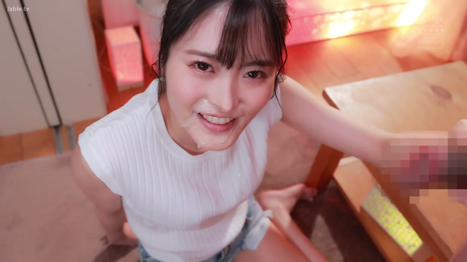 护士服 · 回眸 · 摆拍 · 微笑 · 半身 · 化妆品 · 化妆间