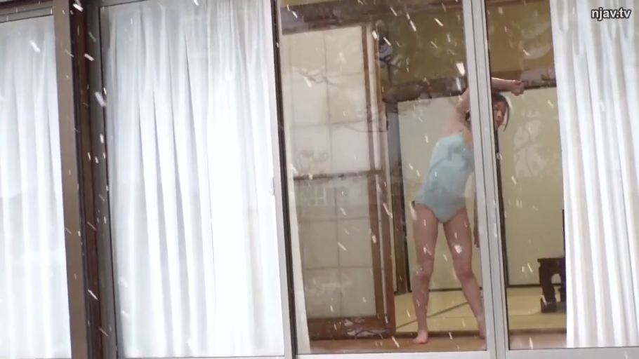 站姿 · 遠景 · 连体泳衣 · 日式房间