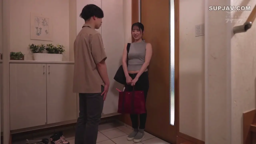 校服 · 中景 · 跪姿 · 开怀大笑 · 医务室 · 视力表 · 多人场景 · 脱衣戏弄