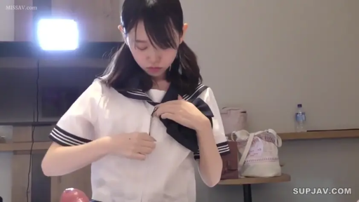 室内 · 手提包 · 正面中景 · 站立低头 · 神情专注 · JK水手服 · 整理领结