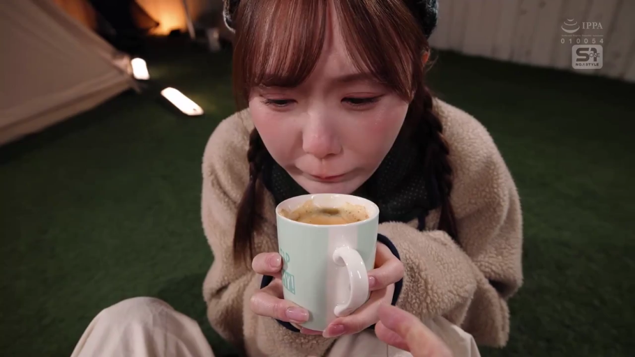 顔部のクローズアップ · 露营地 · 绒毛外套