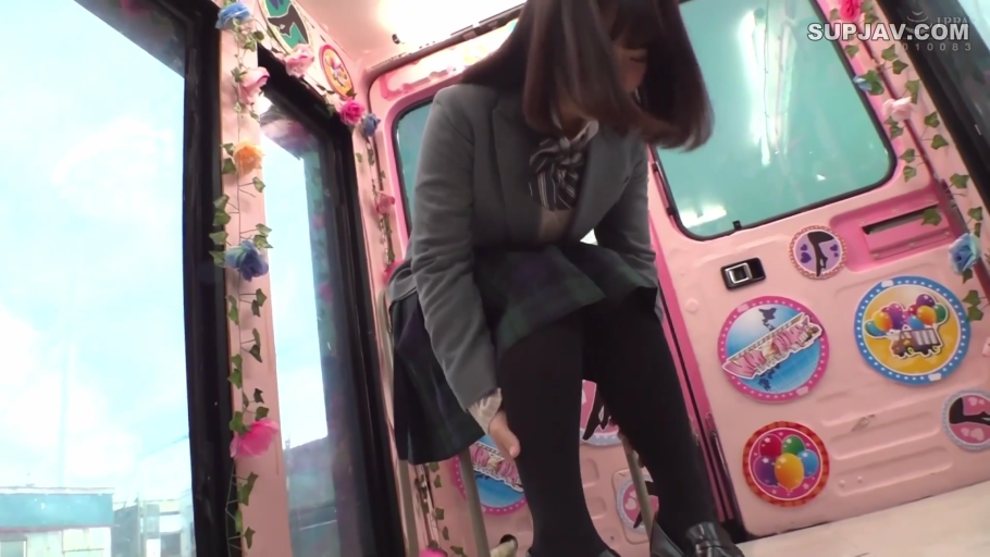 室内 · 坐姿 · 性交 · 全裸 · 愉悦 · 马赛克 · 中景特写 · 灯