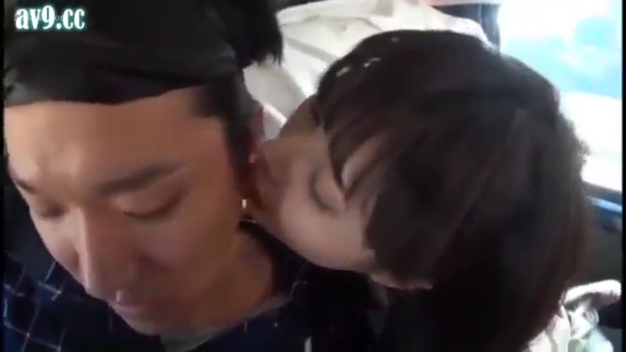 全身 · 专注 · 兔女郎装 · 手机 · 侧卧 · 直播间 · 直播 · 网页UI