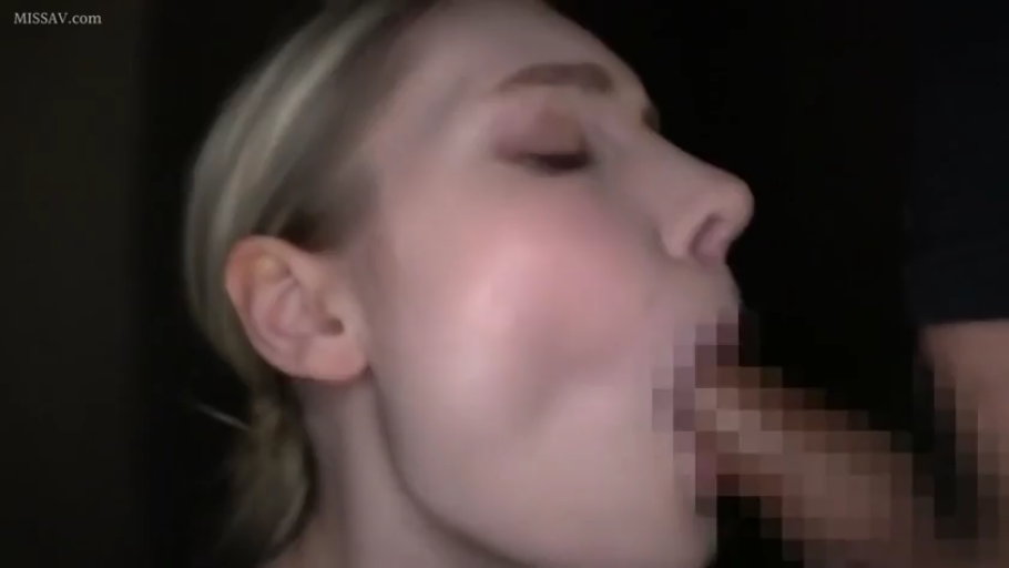 室内 · 投入 · 全裸 · 局部马赛克 · 口交 · 仰头 · 口腔特写