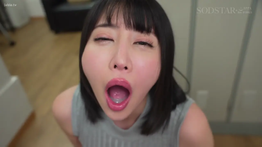 室内 · 顔のクローズアップ · グレーなベスト · 颜射 · 仰视 · 口を開け · 失神表情