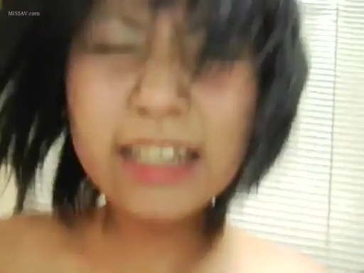 室内 · 脸部特写 · 裸体 · 正面