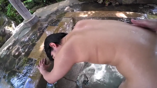 全裸 · 享受 · 趴姿 · 户外 · 背部特写 · 室外温泉 · 被按摩抚摸