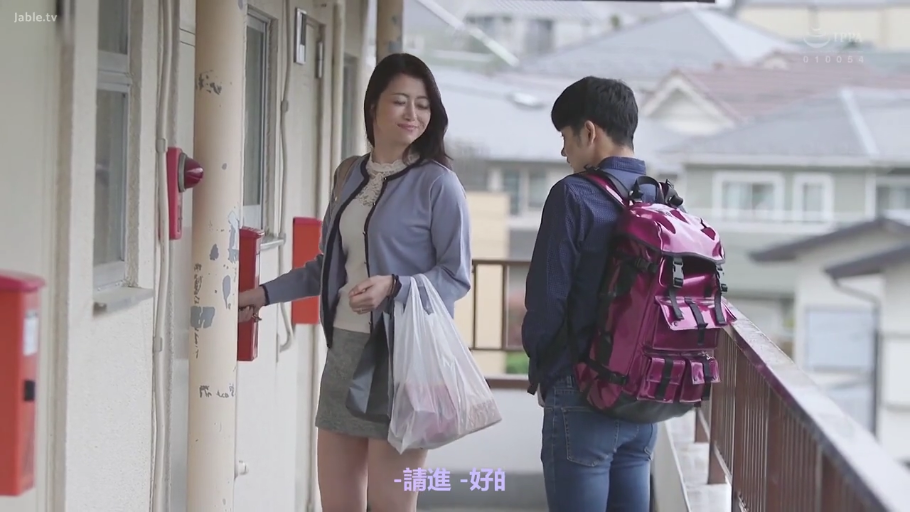 卧室 · 全景 · 张口 · 丝袜 · 床 · 跪姿 · 群交 · 多人参与