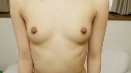 室内 · 全裸 · 胸部特写 · 站立 · 展示