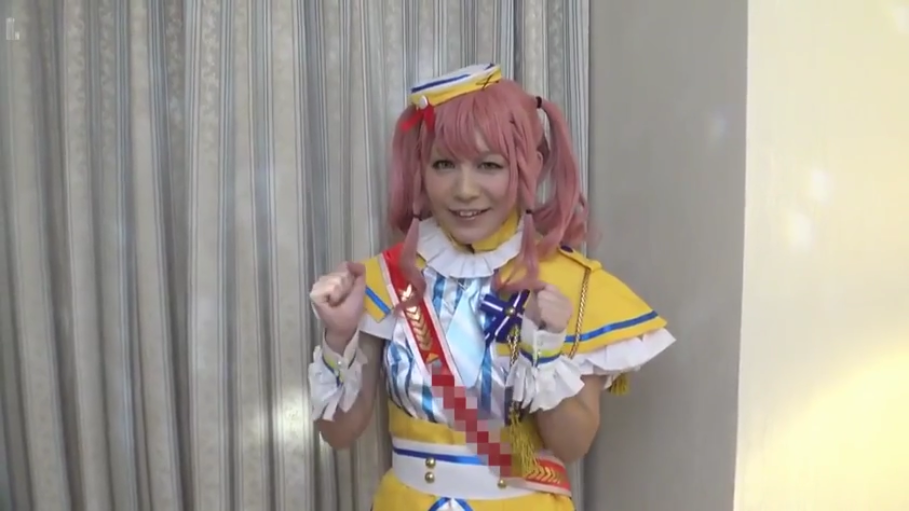 室内 · 角色扮演 · 站立 · 微笑 · 面对镜头 · Cosplay服